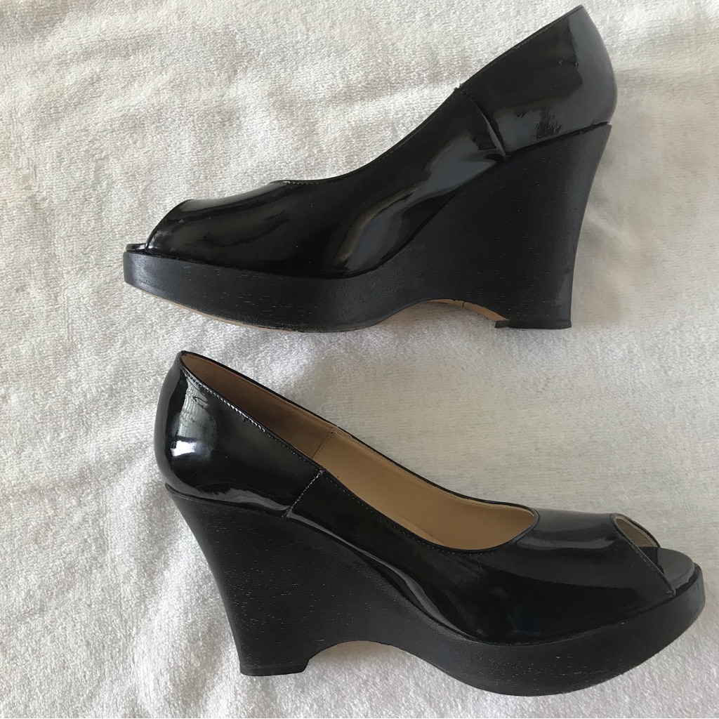 Goldenbleu Black Patent Leather Wedges Size 7 With Platform